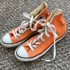 Orange Pastel Hightop Converse sz 7 women’s
